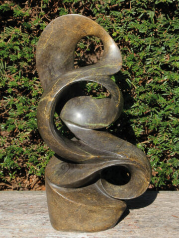 Naturstein Skulptur Gentle, 37 cm