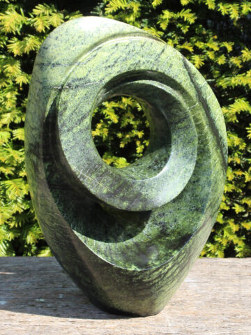 Natursteinornament Round up, 43 cm