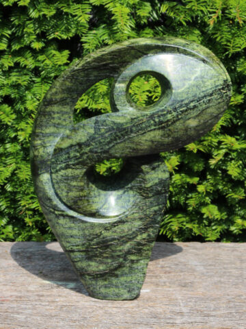 Natursteindekoration Close, 40 cm