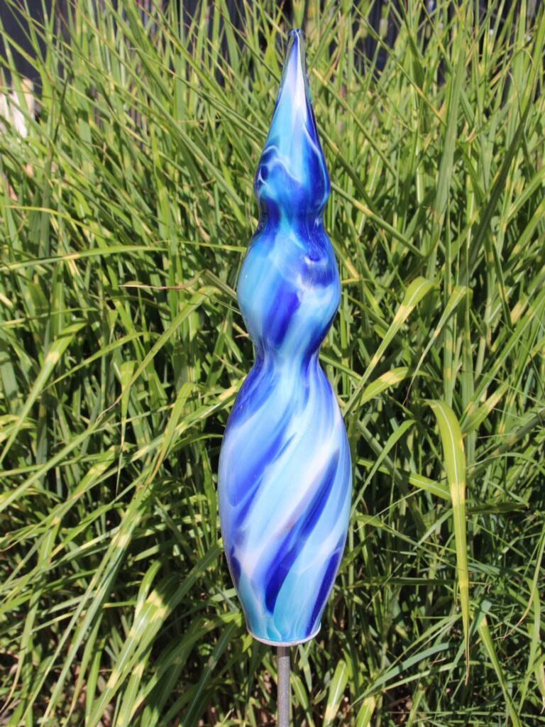 Gartenstecker aus Glas Saturn, Azur 463