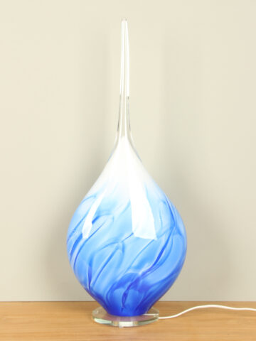 Glasdeko mit Beleuchtung blau mit gerader Spitze